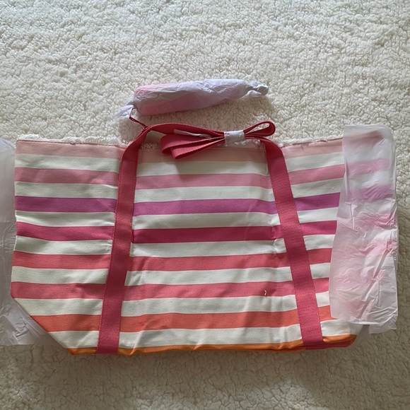 New Victoria Secret tote bag NWT - Picture 2 of 8